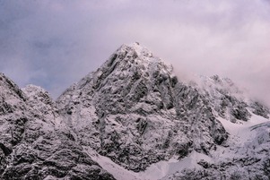 Mountains near Lake Blåvatnet