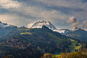 Le Moléson (2002 m AMSL) from Grueyere