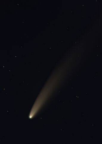 Comet C/2020 F3 (NEOWISE) close-up view with greenish head
