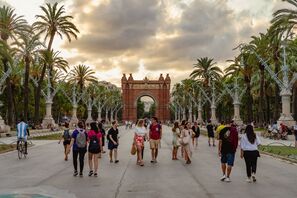 Busy Barcelona near Arc de Triomf