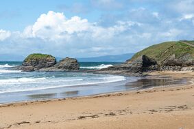 Bundoran Beach with cliffs